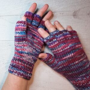 Knitted Gloves